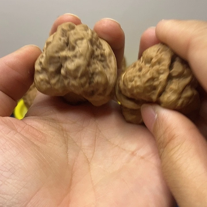 ****哥文玩核桃   蛤蟆头41