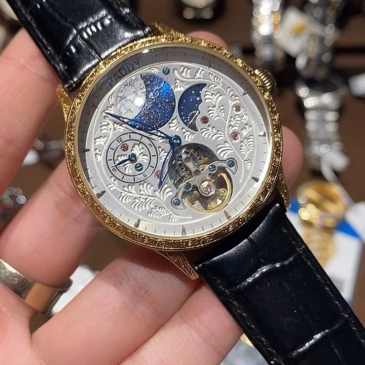 精钢孤品手表一个
