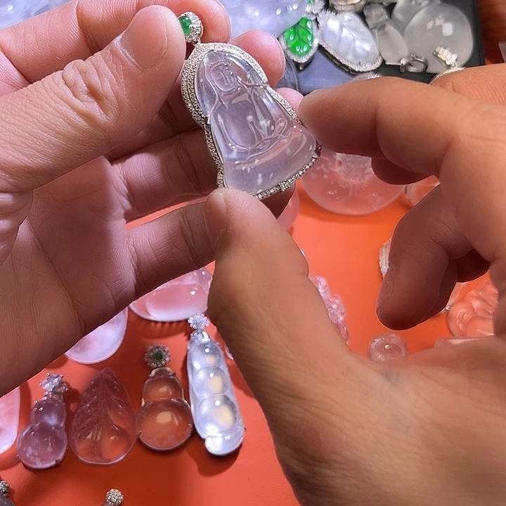 石英质玉银S925镶嵌颈饰