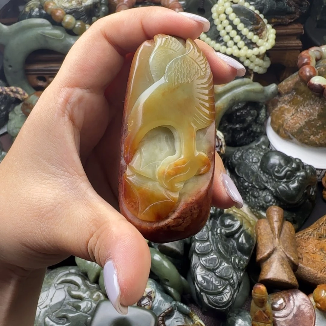 透闪石质玉未镶嵌珠宝奇石