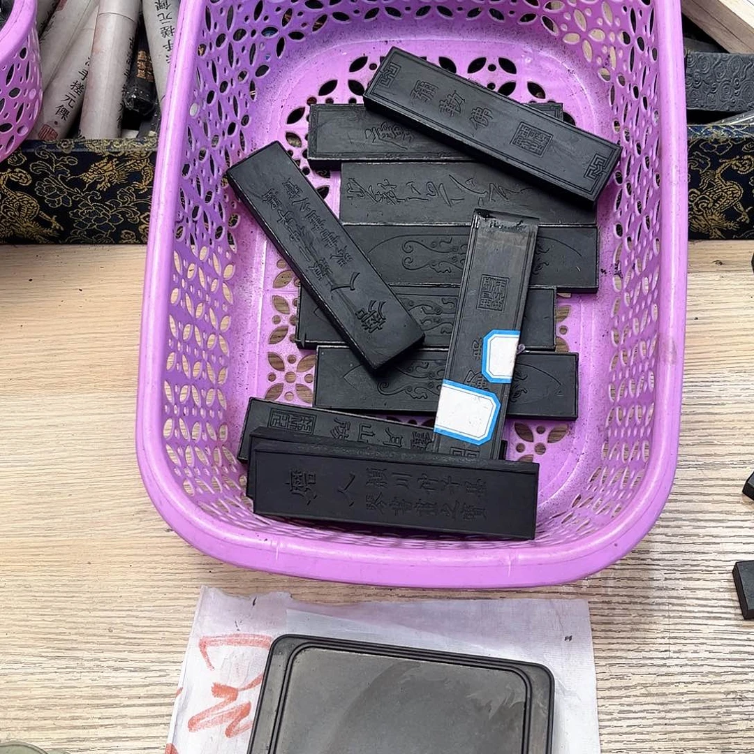 哈哈哈哈哈刚刚12条