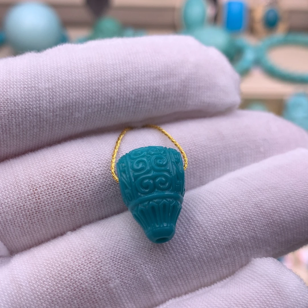 绿松石未镶嵌珠宝奇石11.3