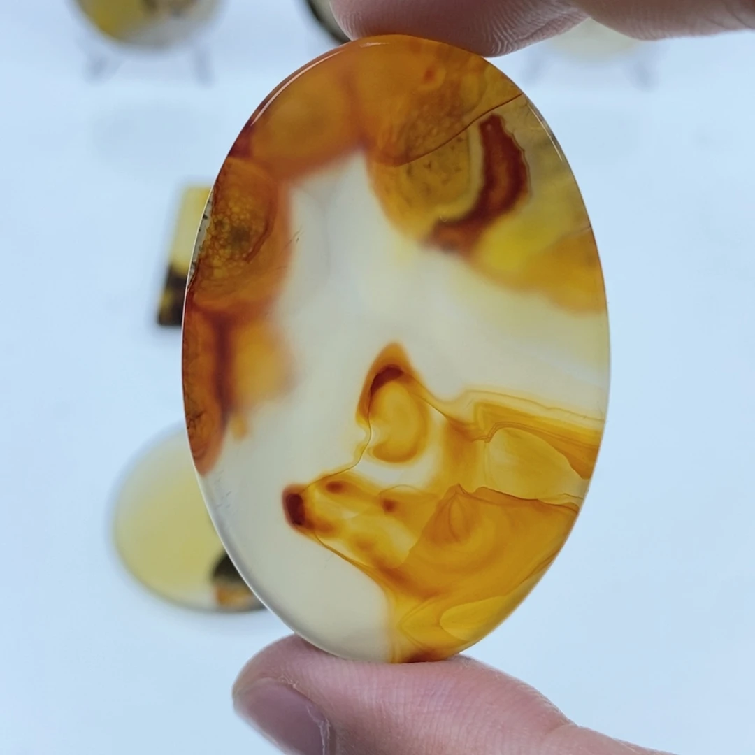 玛瑙/玉髓未镶嵌珠宝半成品