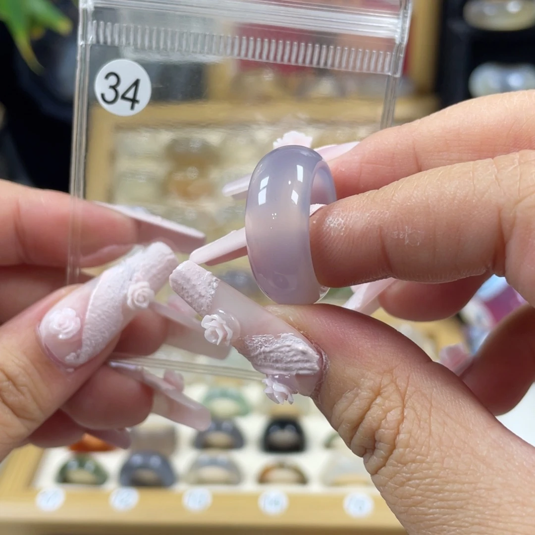 玛瑙/玉髓未镶嵌戒指34号港码18直径18.3（非质量问题.不退不换）