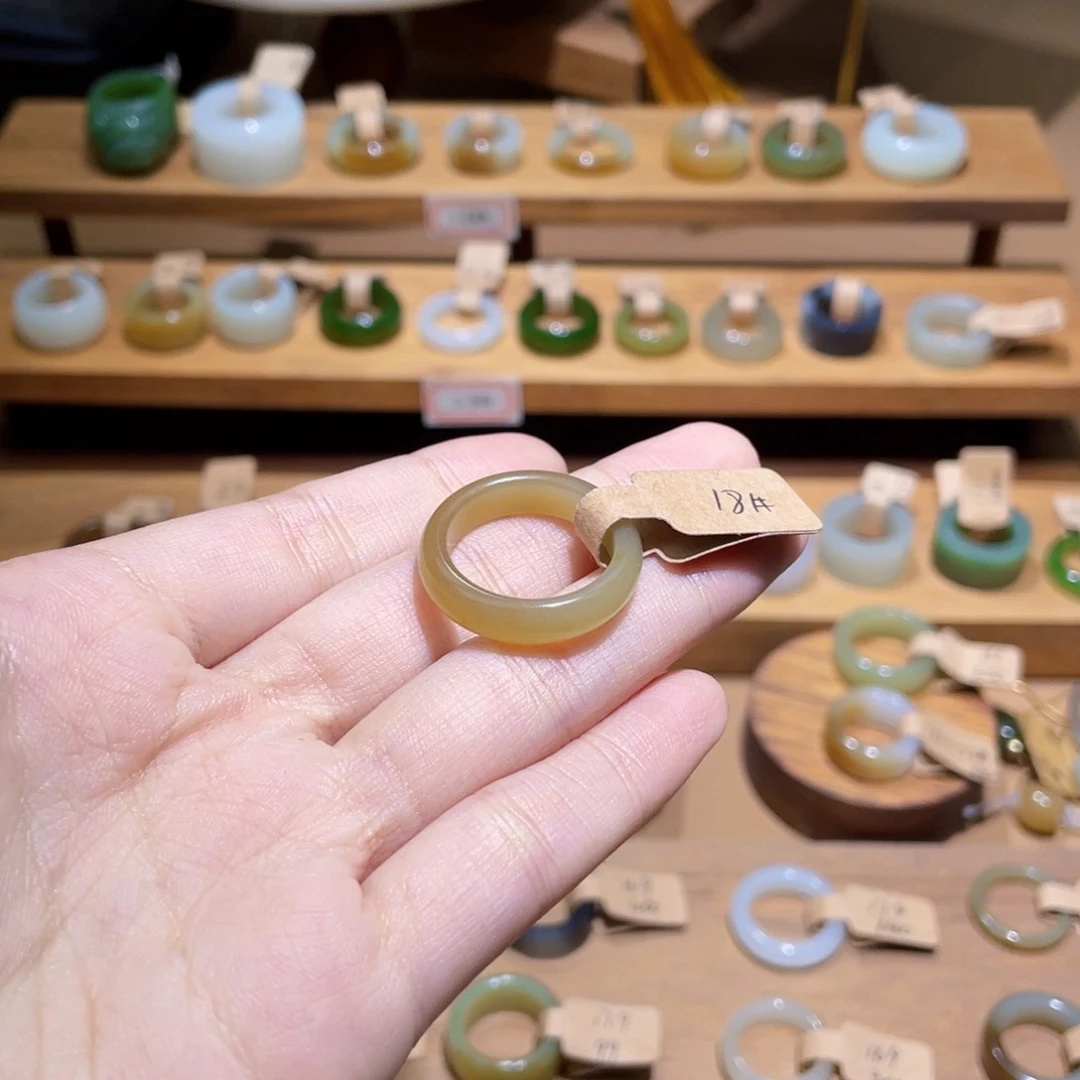 和田玉戒指未镶嵌心**水18.4