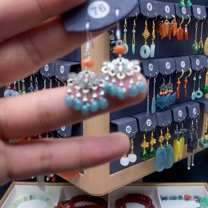 未镶嵌翡翠耳饰耳饰