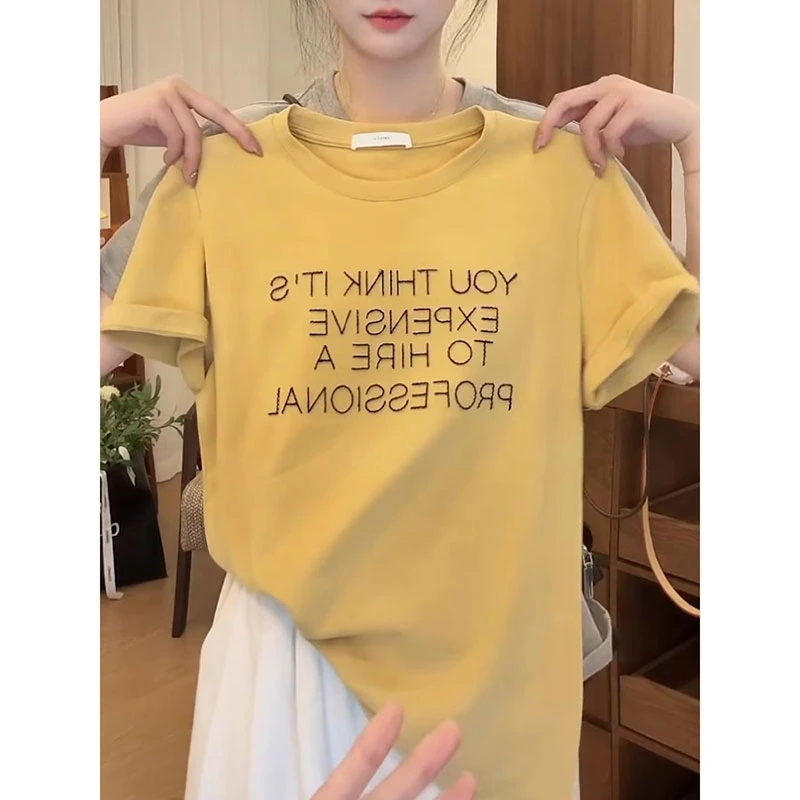 黄色正肩短袖t恤女夏季新款uis设计感小众钉珠独特字母短款上衣女