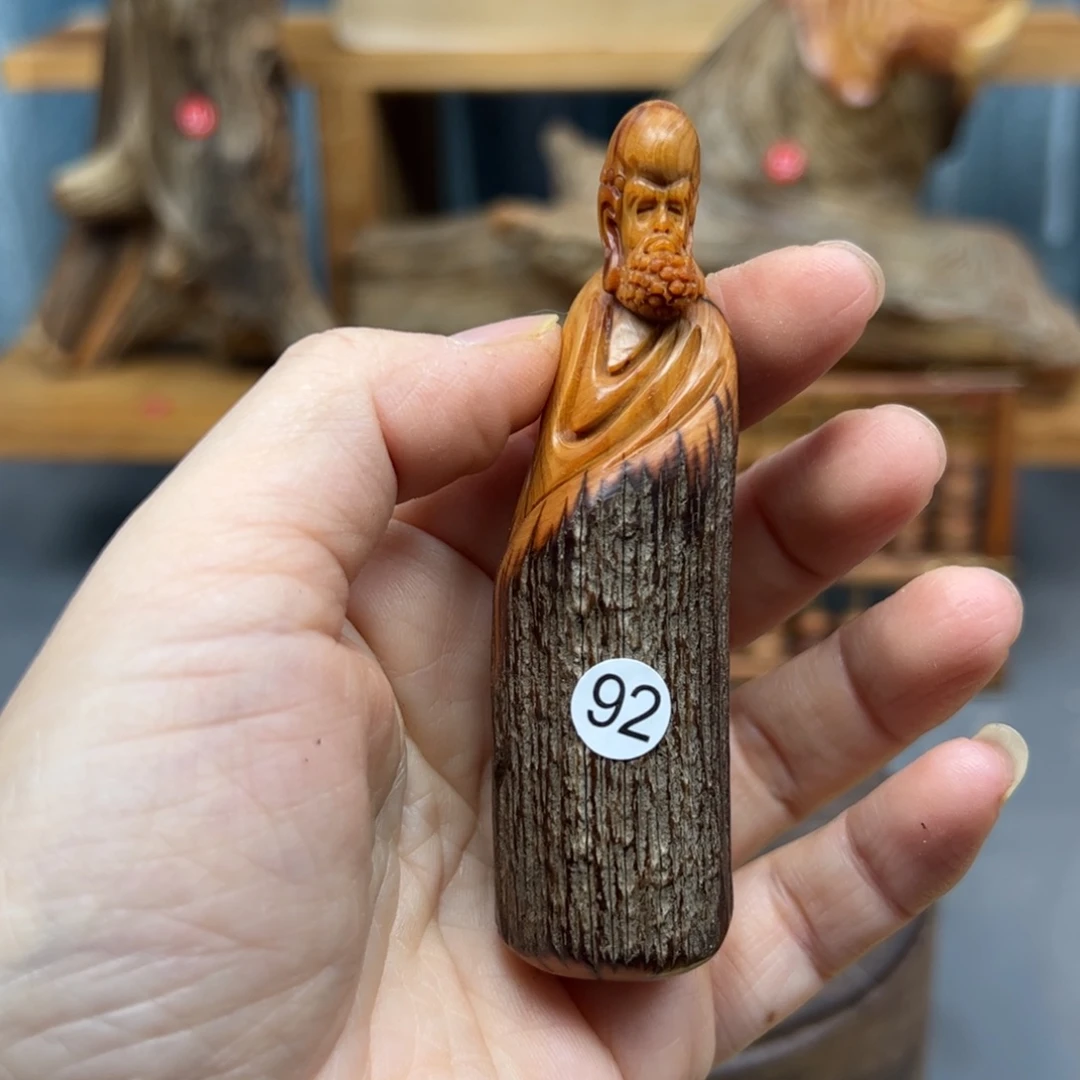 河***部木崖柏木摆件手把件