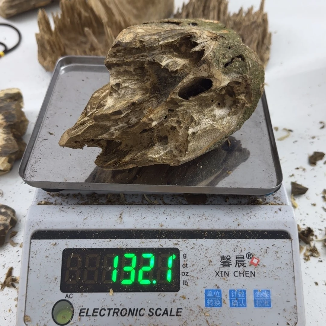 沉香沉香碎屑绿绮楠沉香132克