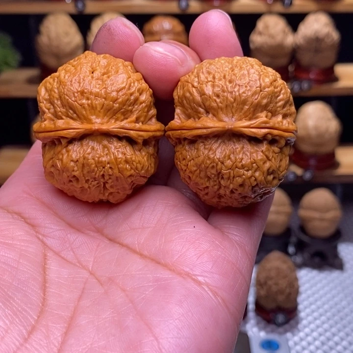 木质类云铁门蹲元宝57号