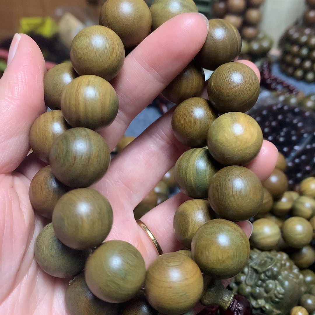 维腊木（绿檀）手串/手链踪*1.8穿19颗，配葫芦吊坠