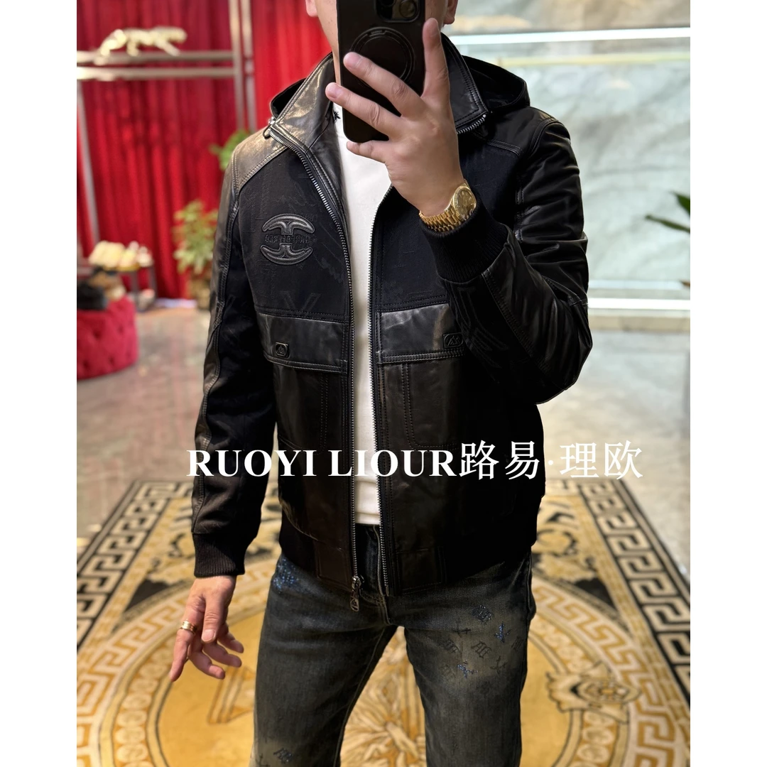 【路易理欧】2025欧货时尚气质连帽胸标男士休闲皮夹克0728