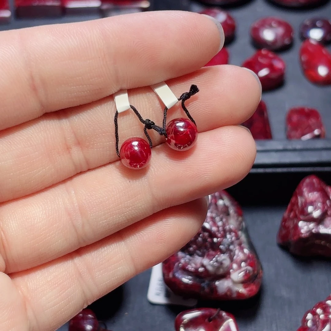 天然辰砂逍*客天然朱砂单晶体圆珠