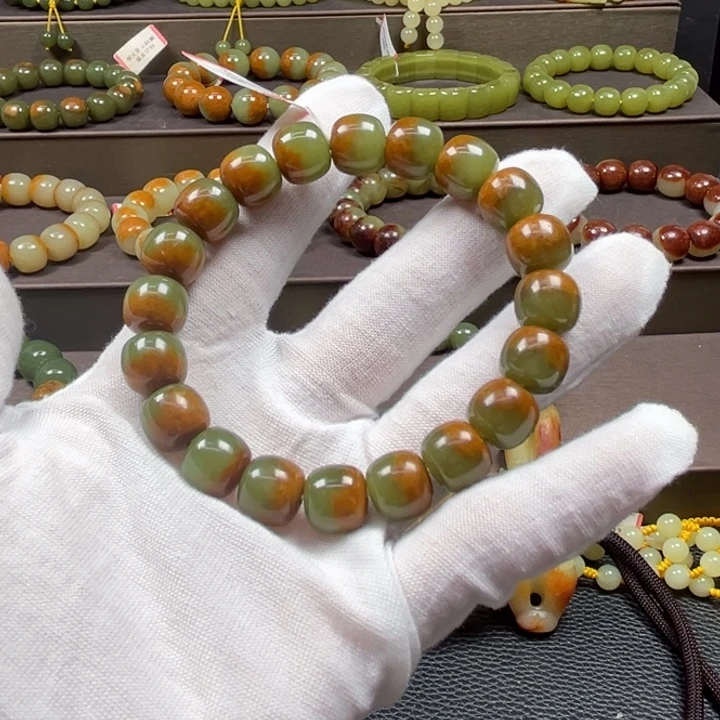 透闪石质玉未镶嵌手链