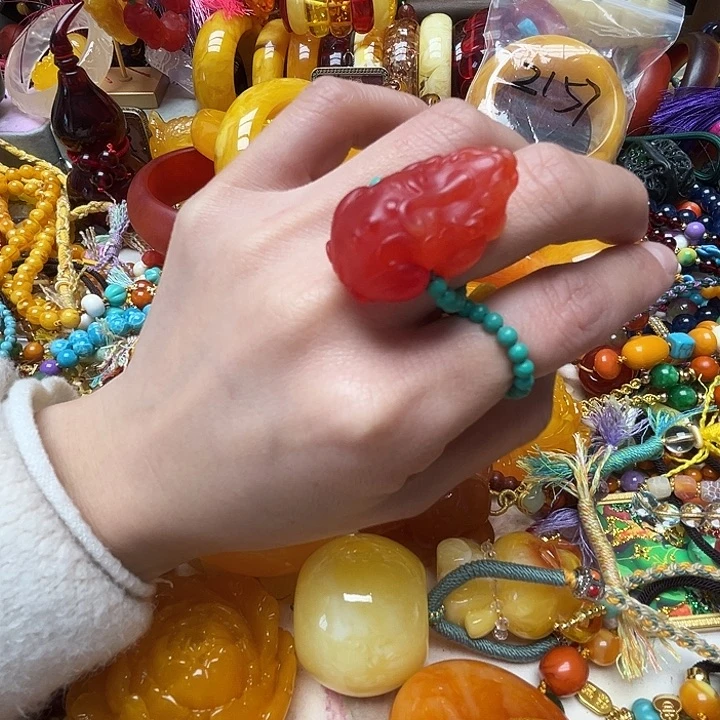 树脂制品2158红皮貔貅戒指