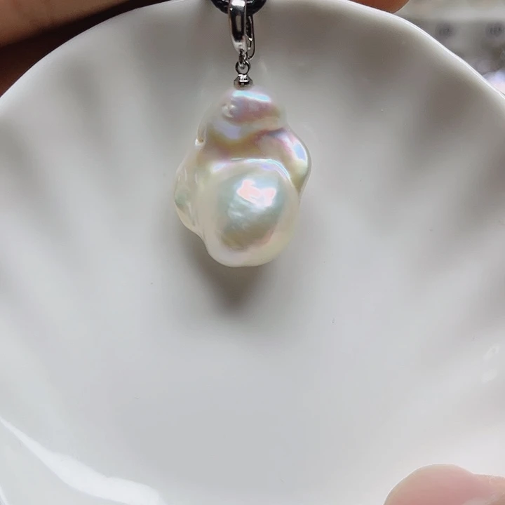 吊坠(赠链)钛钢淡水珍珠