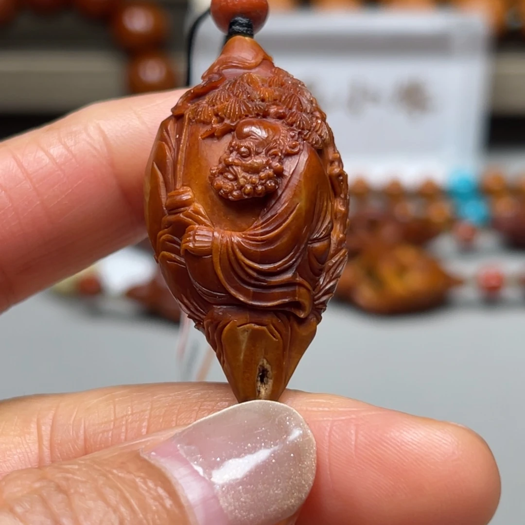 吊坠橄榄核风景的达摩