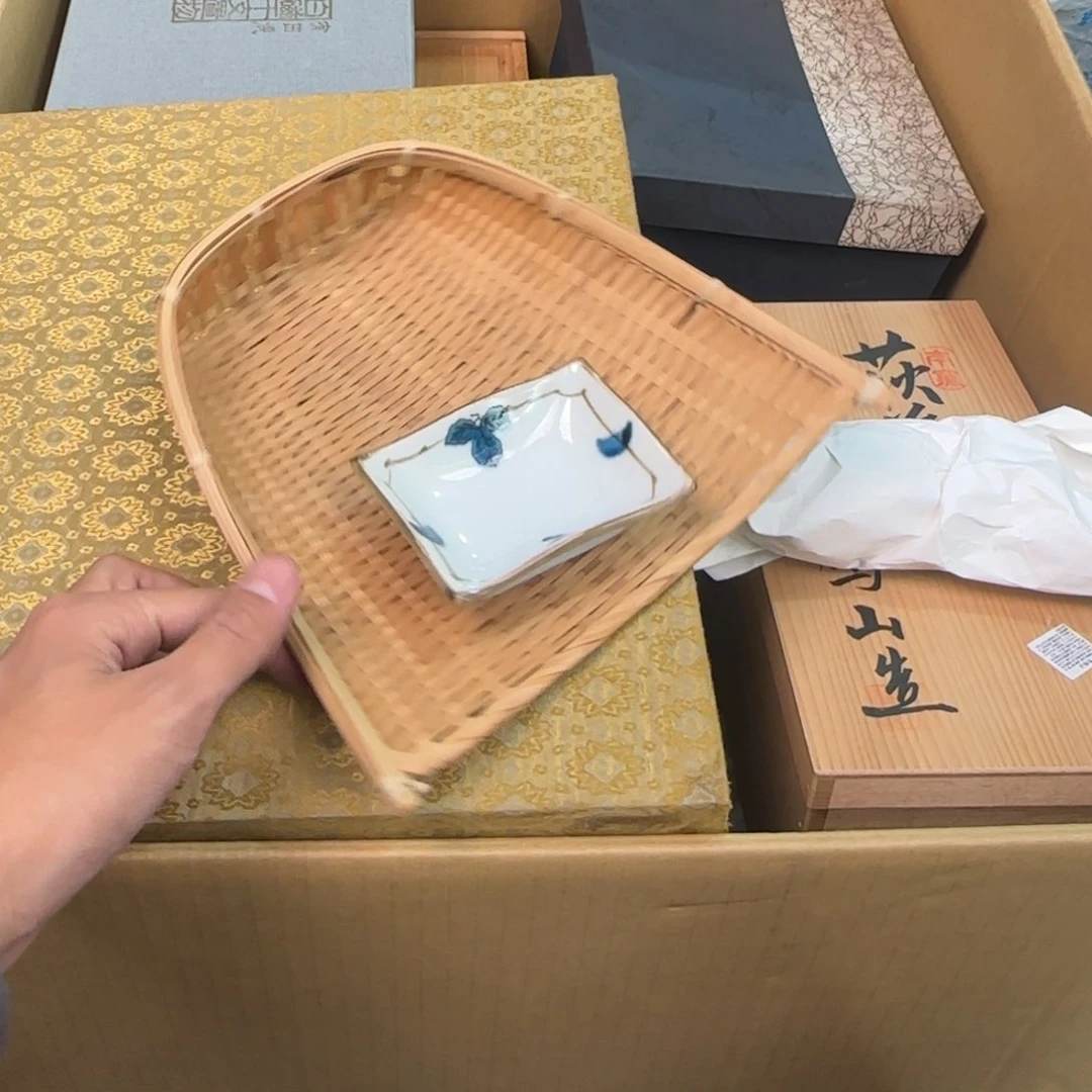 陶瓷孤品单件车里拍的
