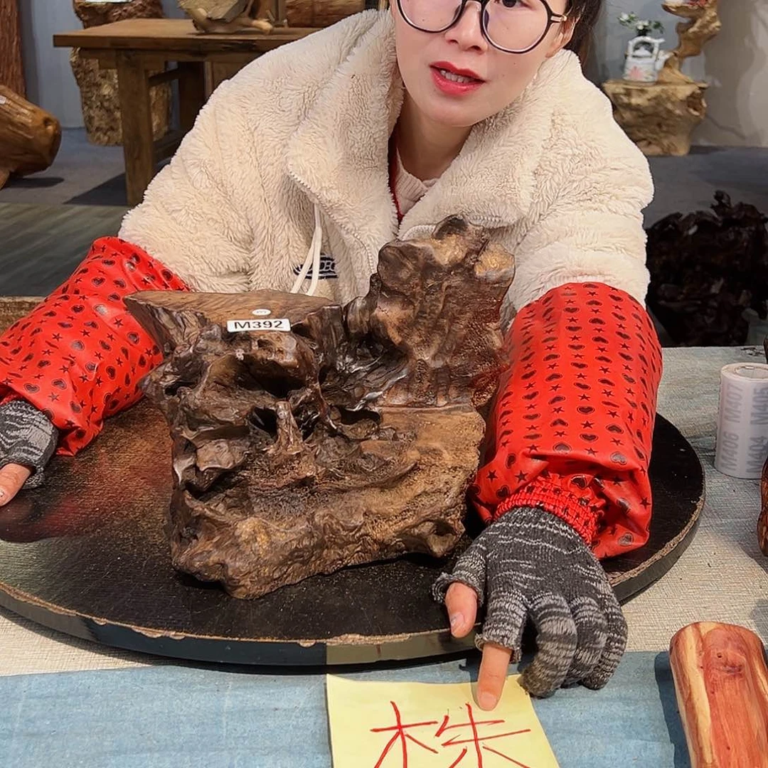 木长****宇392 hbhvhhhhhbhbh