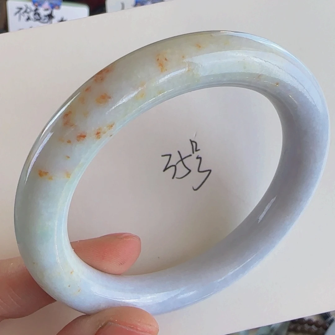 翡翠手镯未镶嵌老坑56圈10.8。10.6