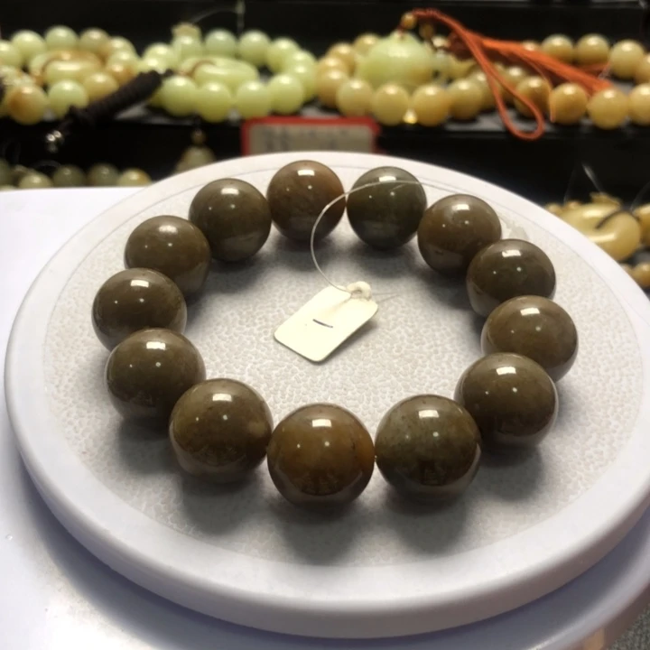 和田玉手串未镶嵌卡18