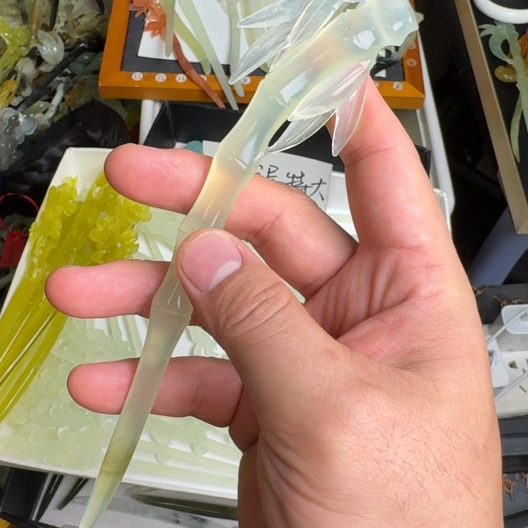 蛇纹石玉未镶嵌发饰