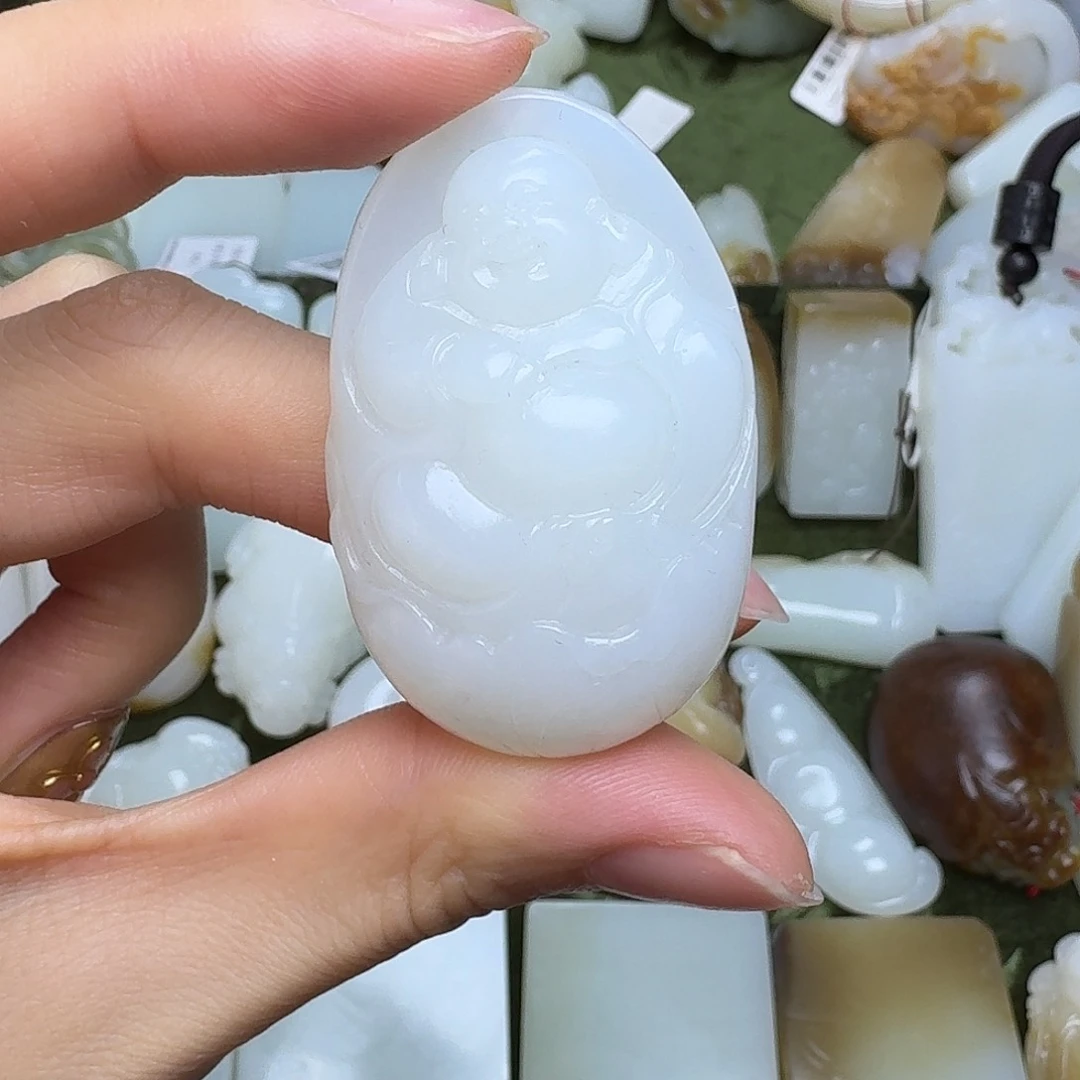 和田玉颈饰未镶嵌