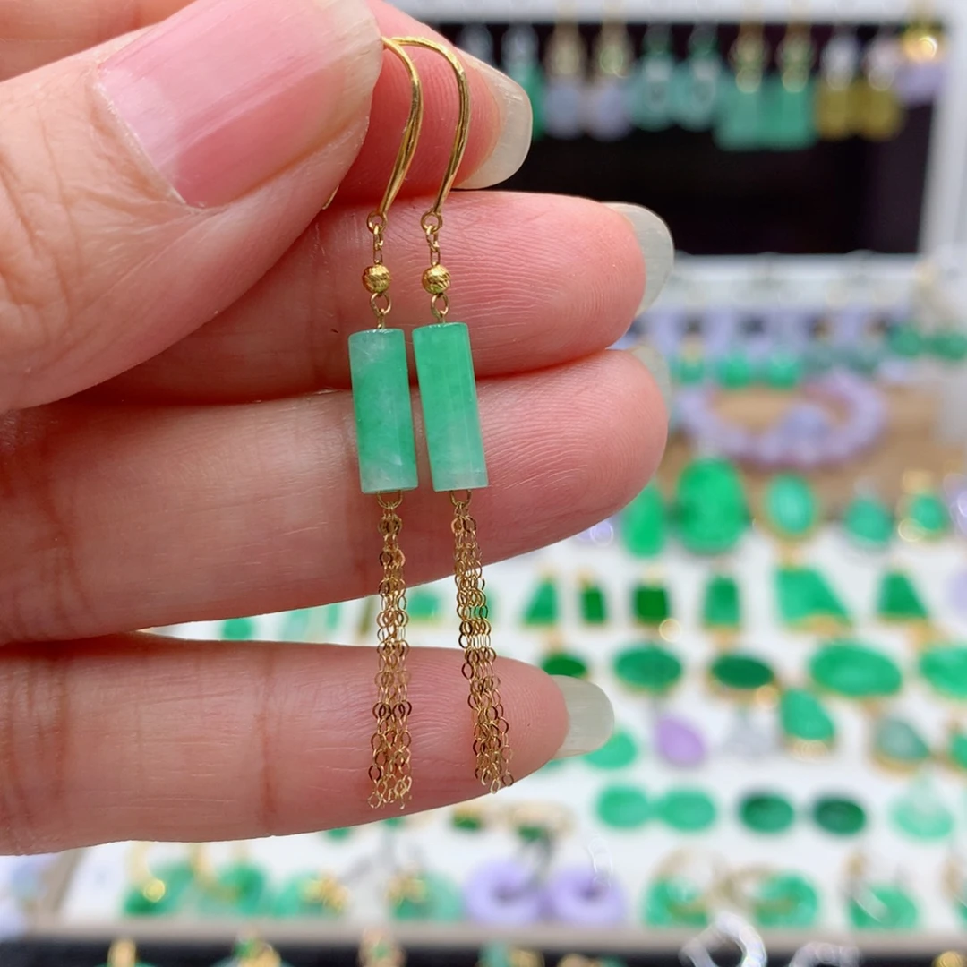 翡翠18K金镶嵌耳饰