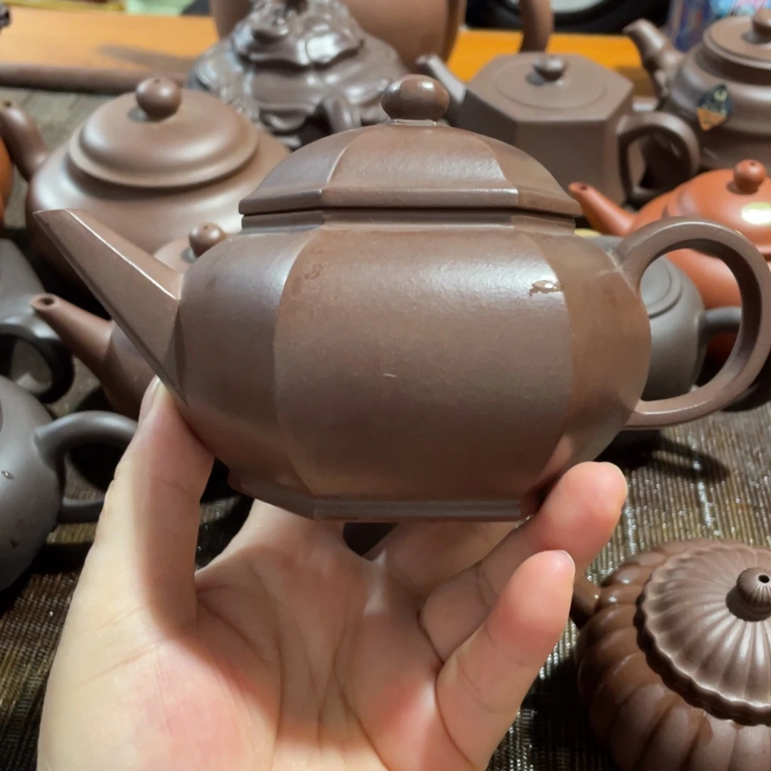 #*腻紫砂花茶和白莲花都在那里