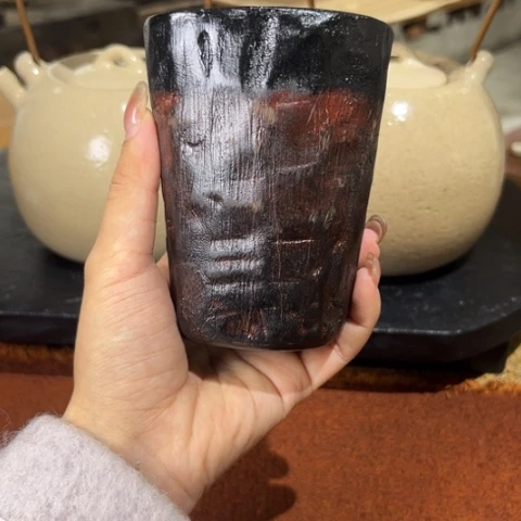 景德镇鱼和熊手工陶艺