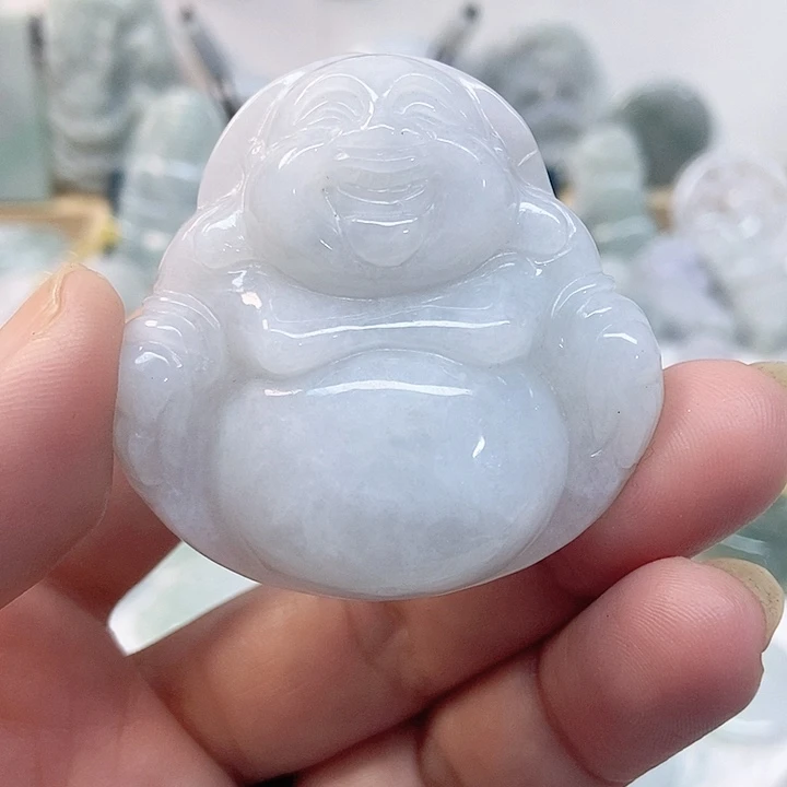 翡翠未镶嵌颈饰佛公