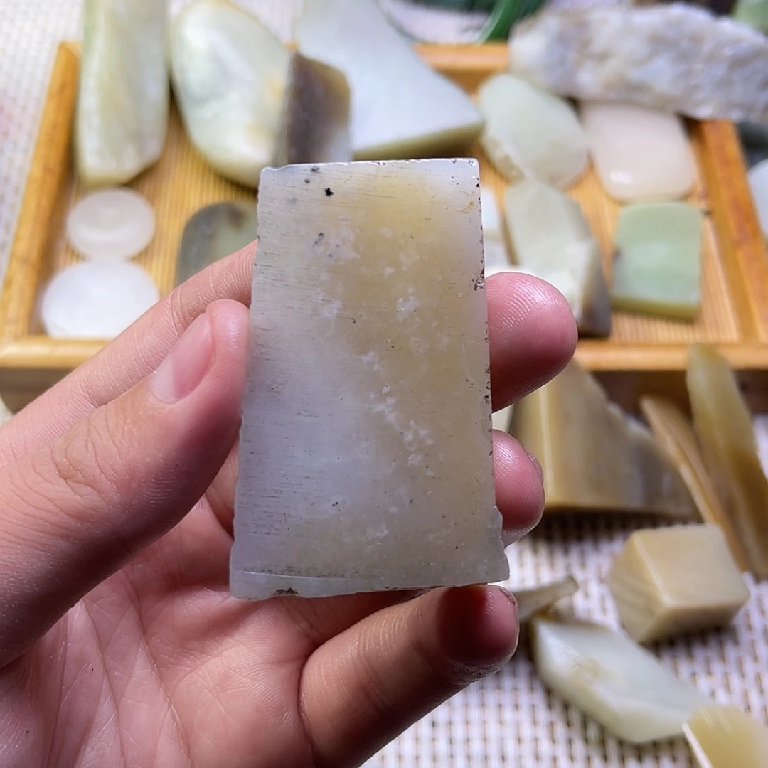 未镶嵌和田玉珠宝半成品