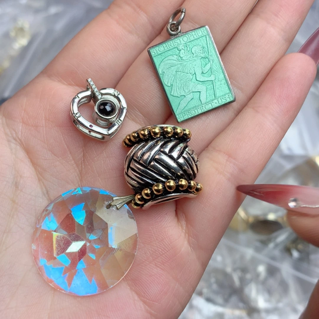 【闪购商品】瓷片楚楚中古满88包邮