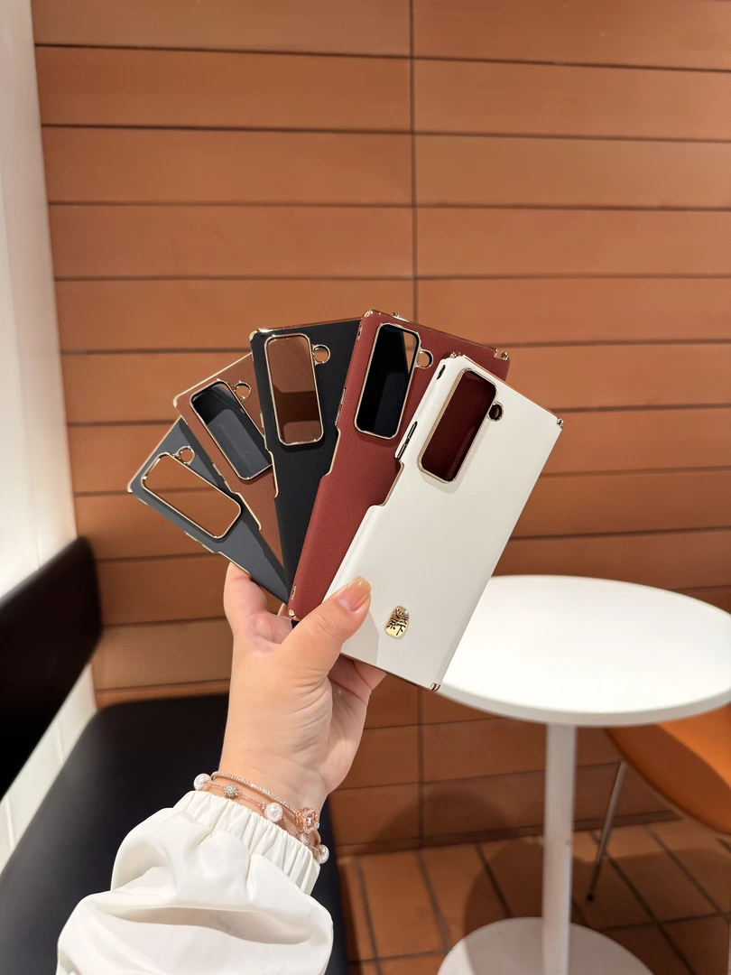 适用于三星W25磁吸双中轴电镀折叠手机壳 心系天下电镀双中轴