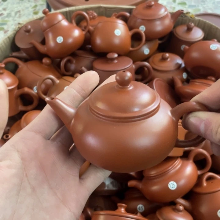 紫砂茶壶紫砂壶不是大师级别没有收藏价值扣细节勿拍
