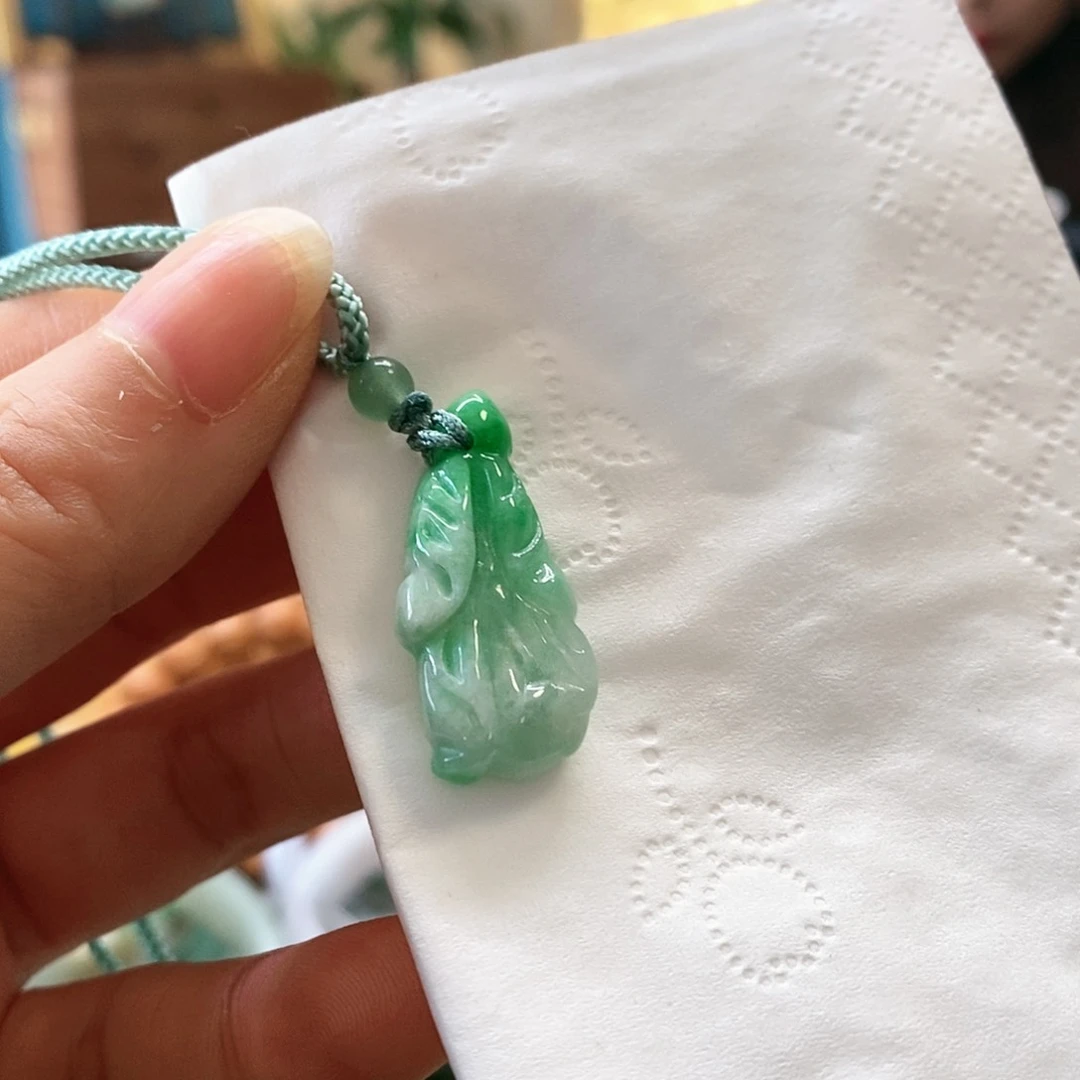 翡翠颈饰未镶嵌翡翠挂件