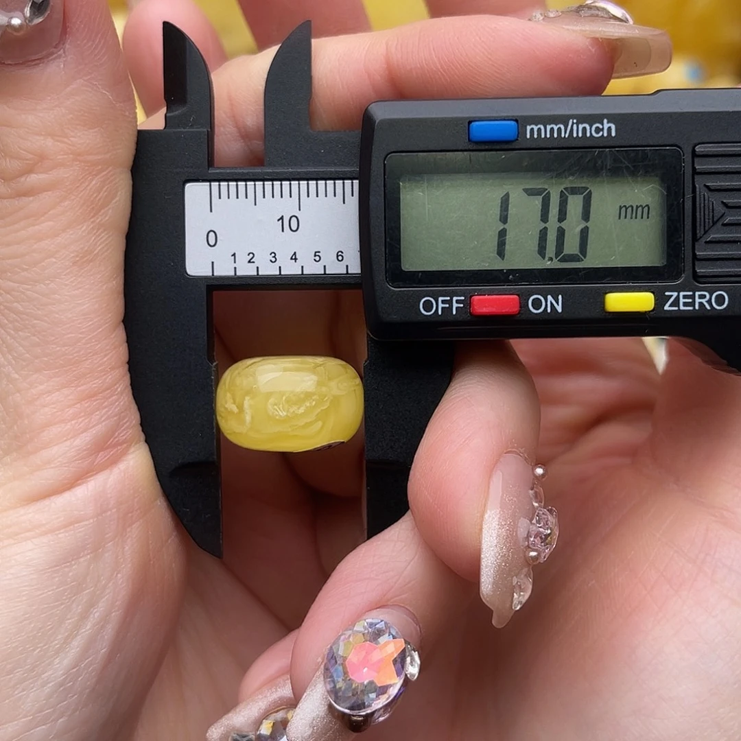 琥珀未镶嵌裸石蜜蜡妖花墩子鸽