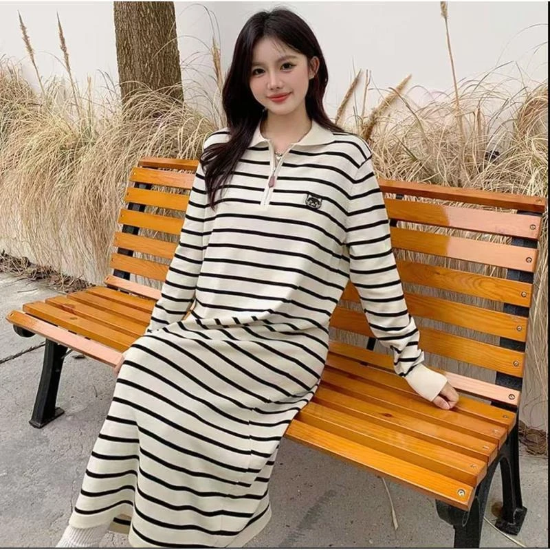 春秋装韩版休闲宽松半开领条纹针织中长裙洋气穿搭 052