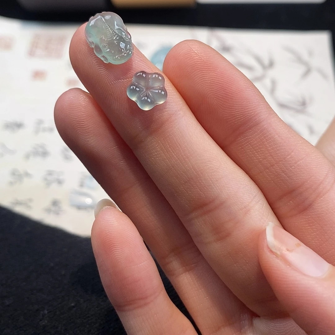 翡翠颈饰未镶嵌妍*天然翡翠