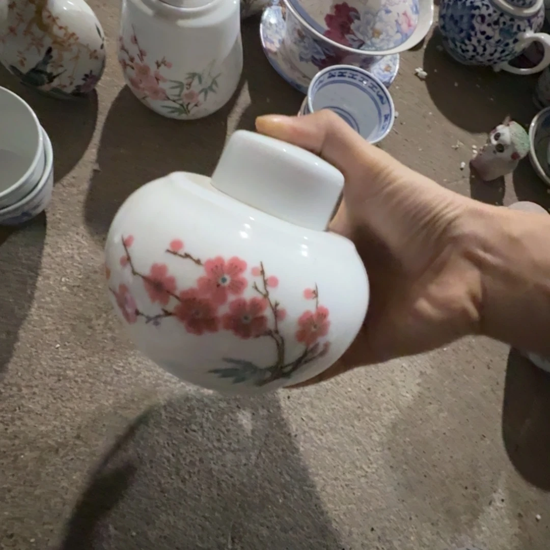 景德镇的陶瓷瓷器