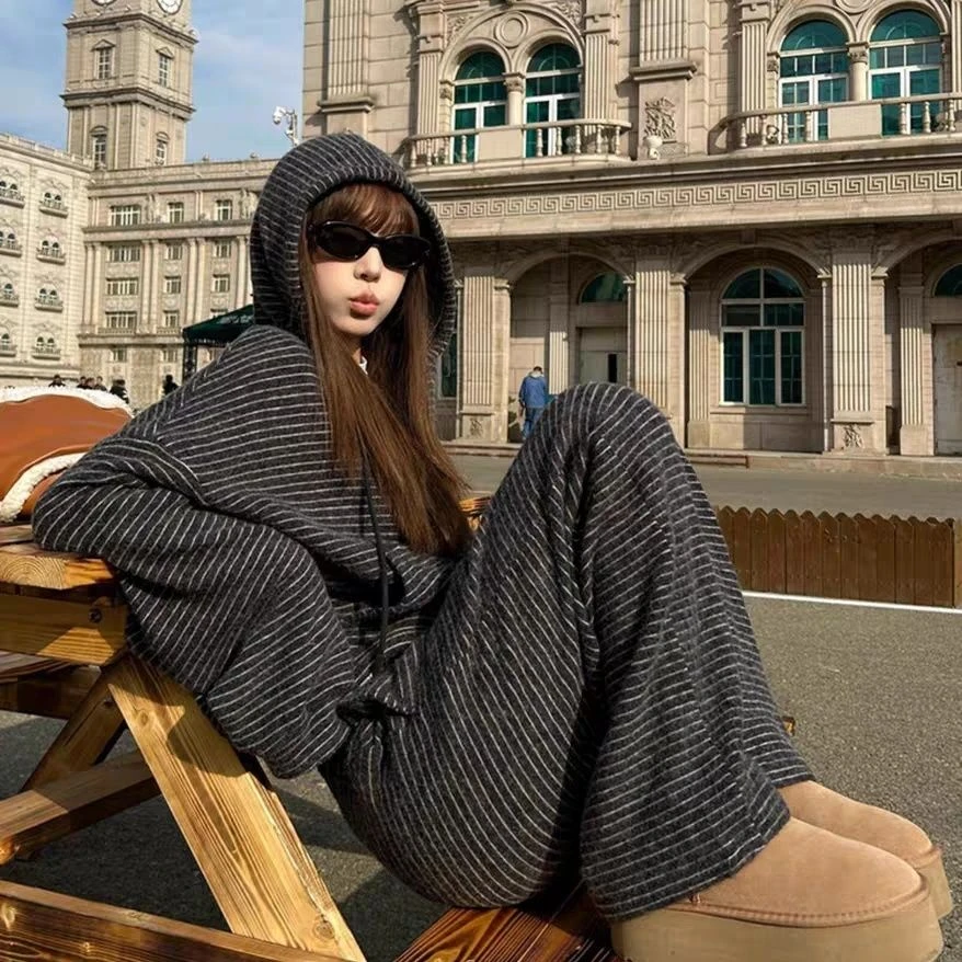 必囤春秋套装！时尚洋气条纹设计，连帽卫衣阔腿裤女，宽松显瘦