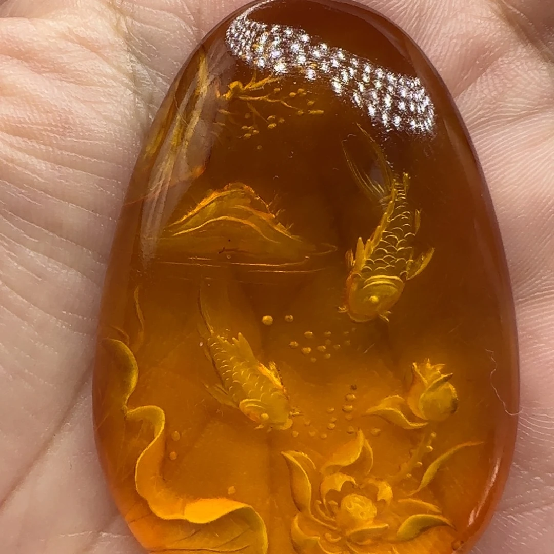 琥珀未镶嵌珠宝奇石