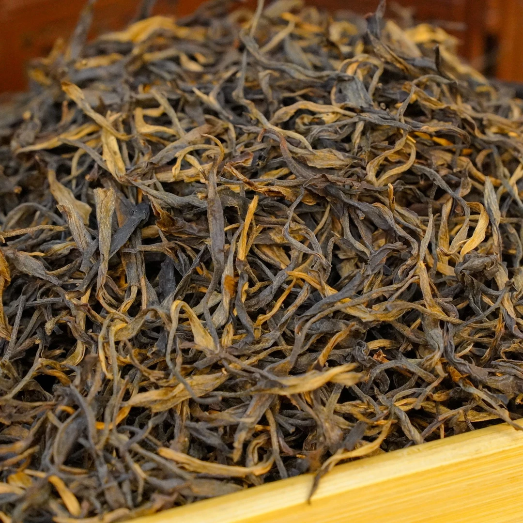 2015年 老班章 单株·400年古树树龄 头春头采 普洱生茶 散茶