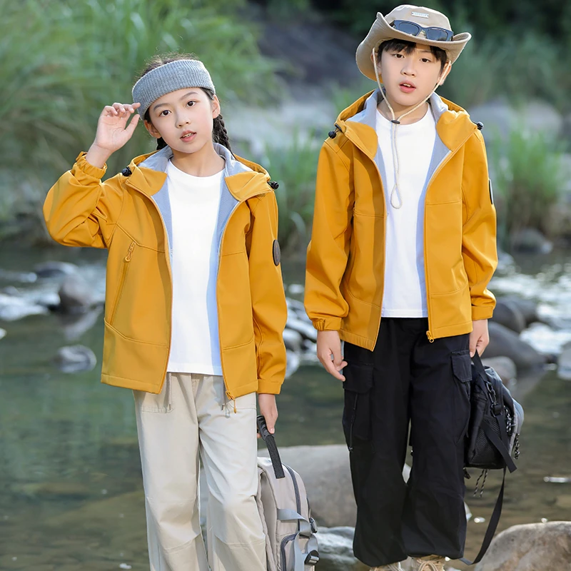 稻草人秋冬季亲子装儿童外套情侣装2025新款加绒软壳冲锋衣男女款