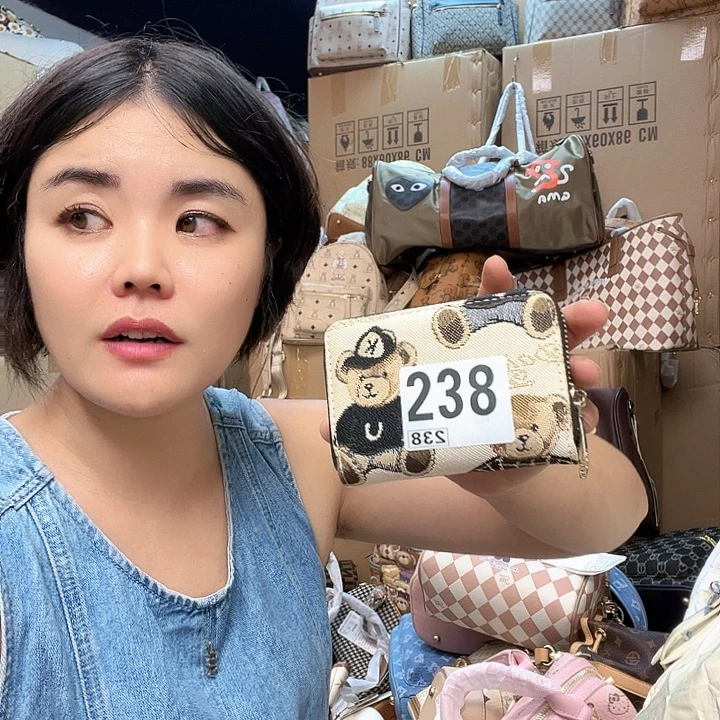 PVC包包包包包包包包