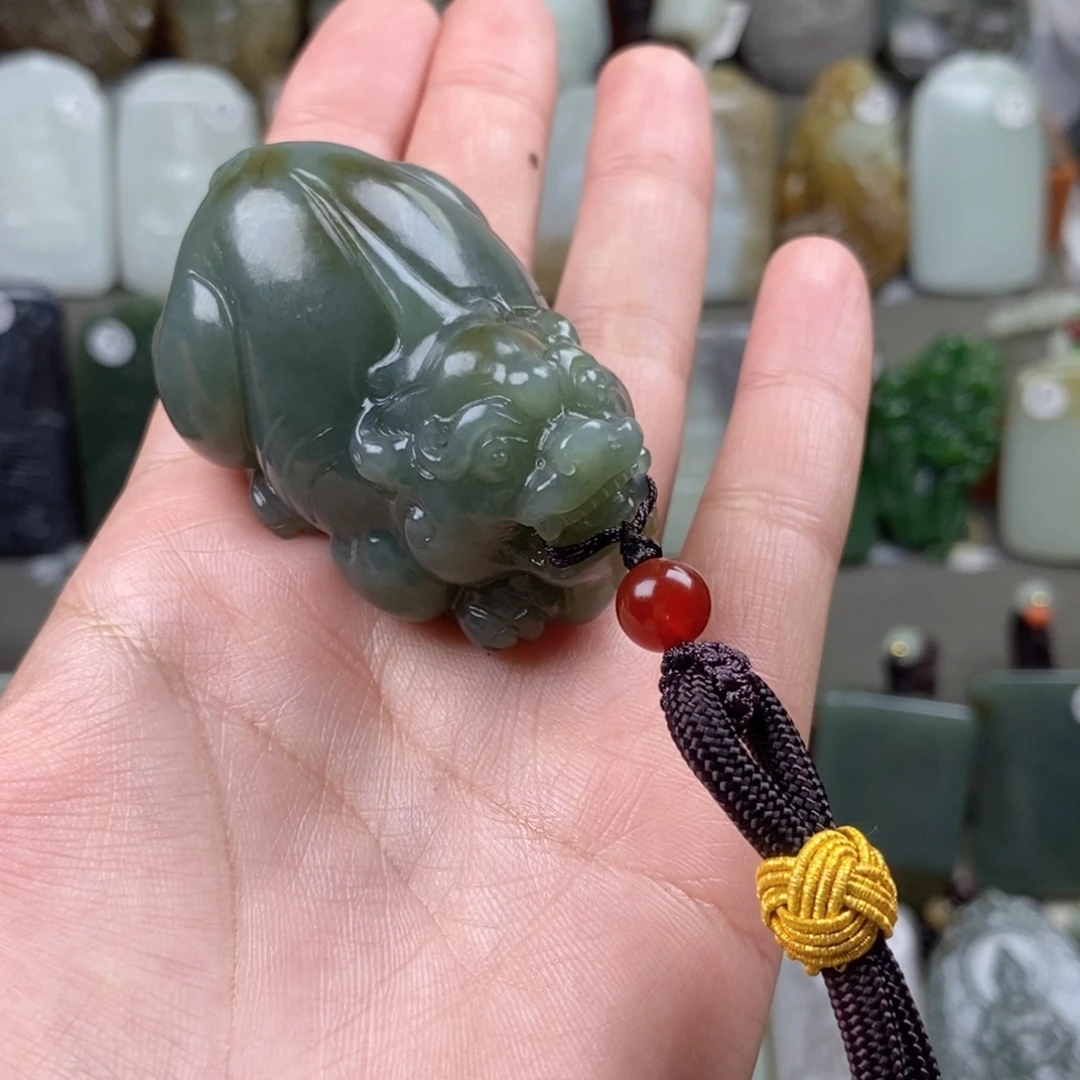 和田玉（糖玉）未镶嵌颈饰