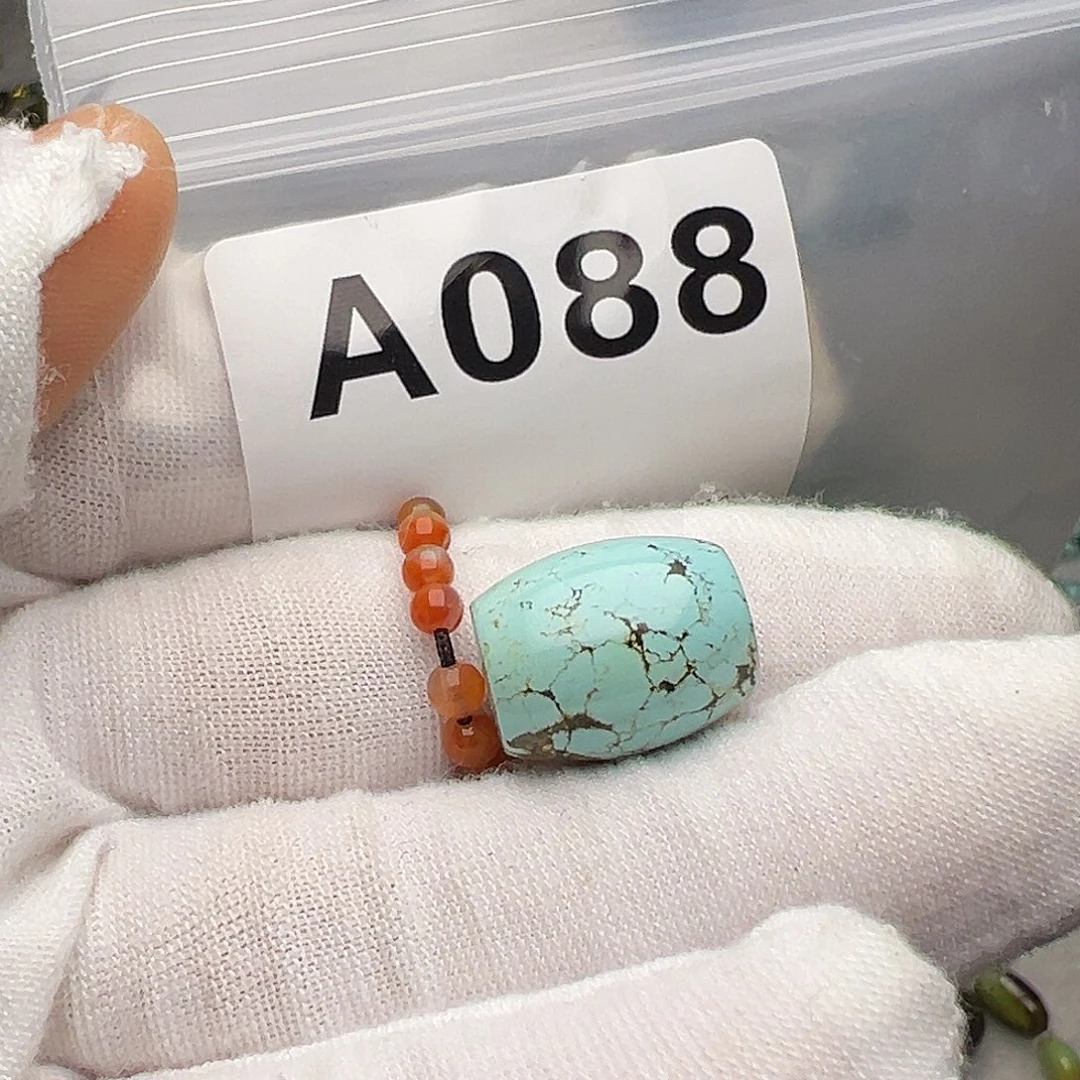 南红玛瑙未镶嵌珠宝奇石