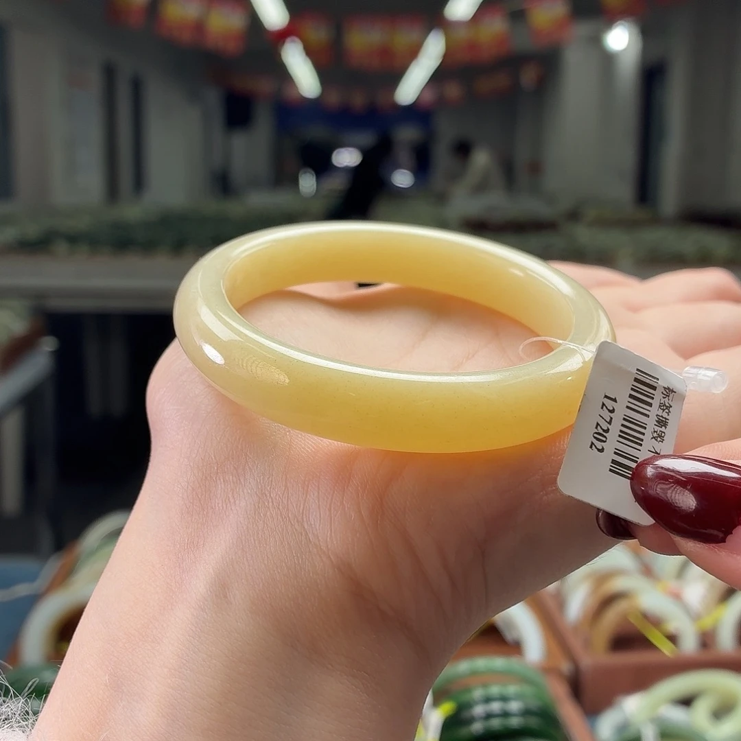 和田玉未镶嵌手镯55