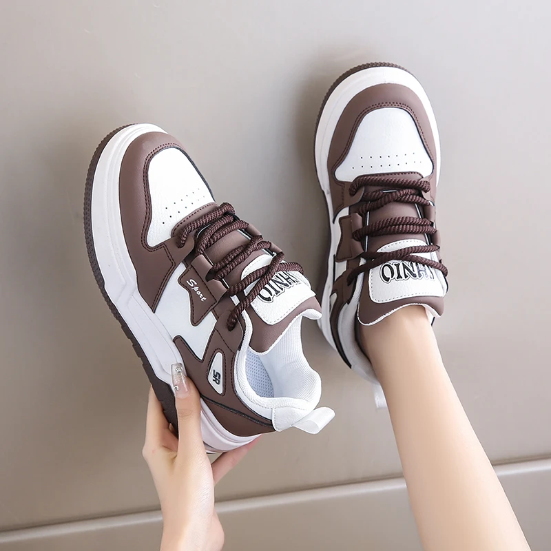 春夏新款皮面运动潮鞋休闲板鞋小白鞋百搭学生潮鞋ZS551