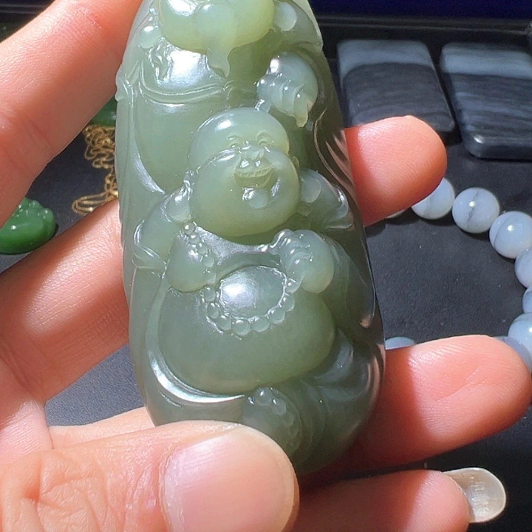 和田玉未镶嵌颈饰